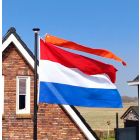 Actieset geschikt voor een 6 meter mast: Nederlandse vlag STANDAARDblauw 150x225cm en oranje wimpel 250cm 