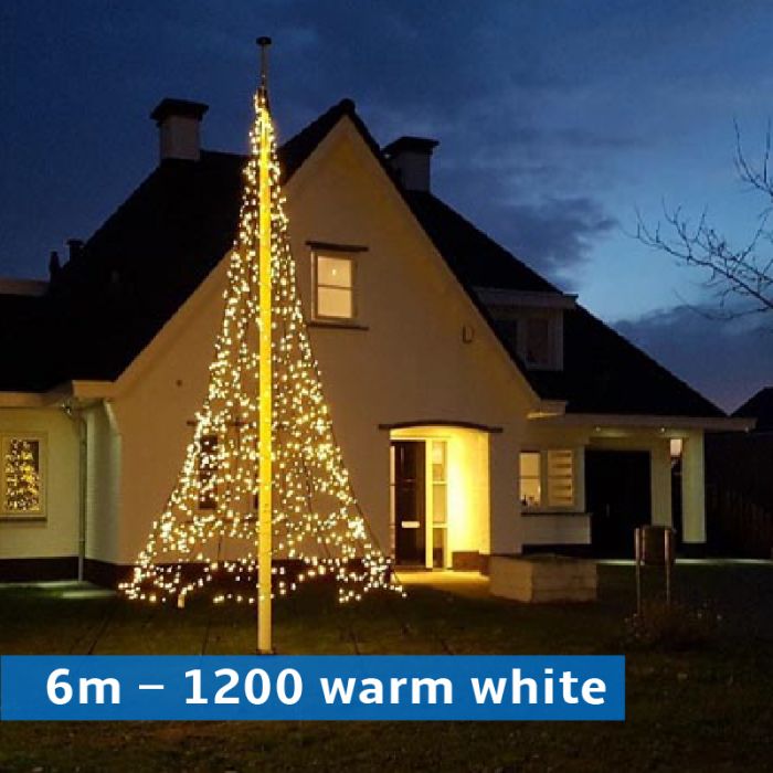 De mooiste Kerstboom vlaggenmast verlichting 8 meter 2000 Leds warm wit